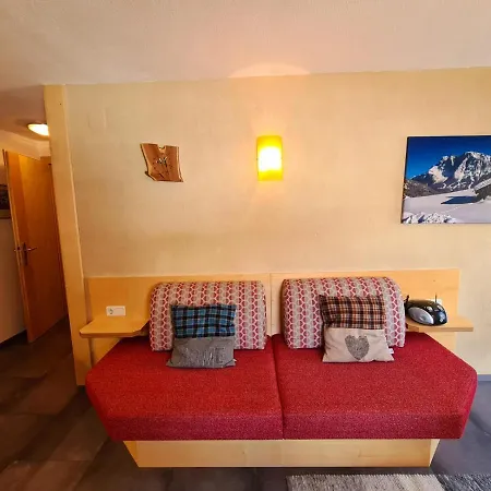 Apartment Luttinger